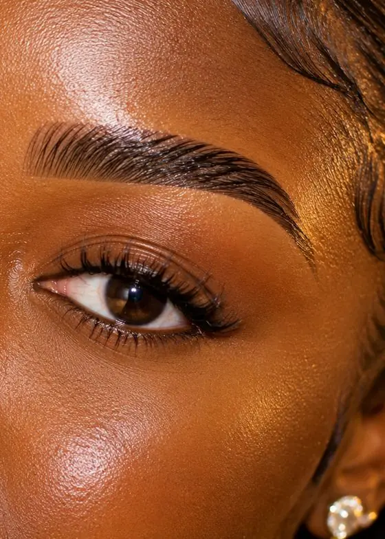 Feathered brow with lash lift